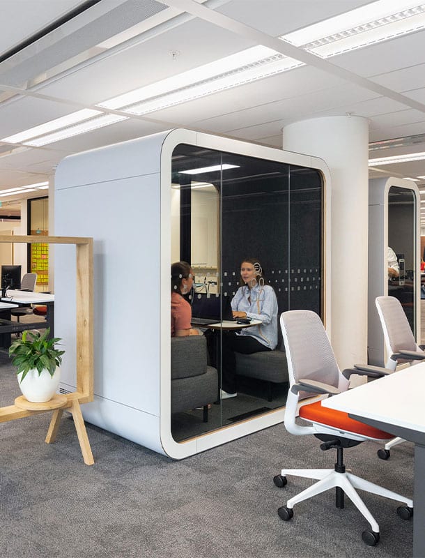 akustik-gorusme-kabini-ses-yalitimli-kabin